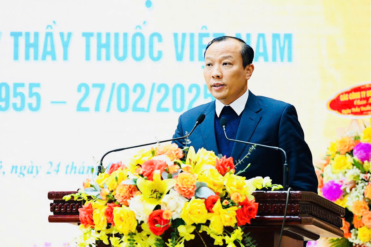 Hương Khê (Hà Tĩnh): Mít tinh kỷ niệm 70 năm Ngày Thầy thuốc Việt Nam- Ảnh 1.